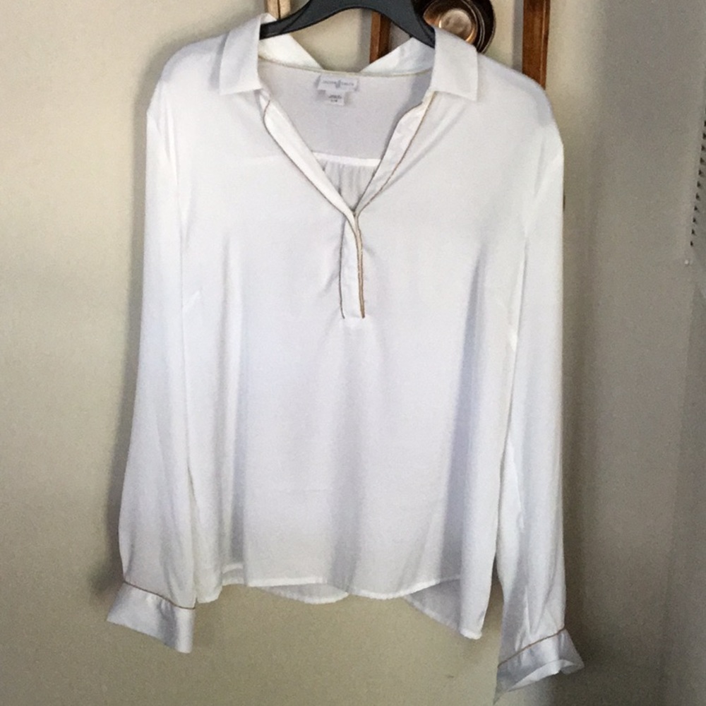 Dressy white shirt